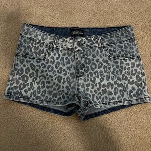 Women’s Size 9 Denim Shorts